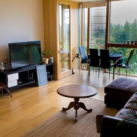 Daire Stunning Views 1 Bed Apt 4 14 Plus Days