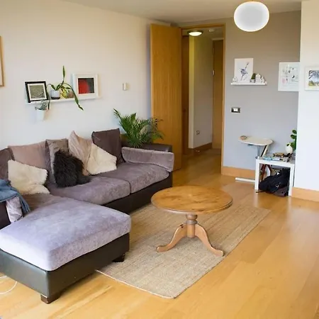 Stunning Views 1 Bed Apt 4 14 Plus Days Daire *