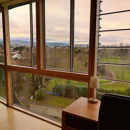 Stunning Views 1 Bed Apt 4 14 Plus Days